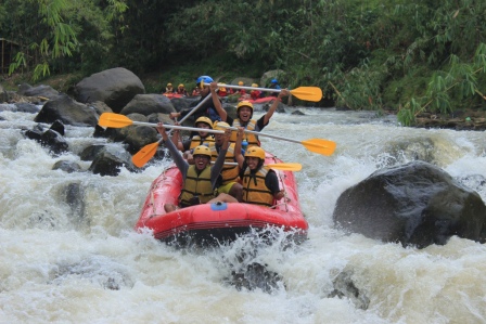 Rekomendasi Tempat Rafting di Puncak Bogor paling paforit dan Tempat Rafting Puncak Bogor paling murah di tahun 2025