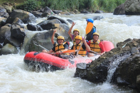 Rekomendasi Tempat Rafting di Puncak Bogor paling paforit dan Tempat Rafting Puncak Bogor paling murah di tahun 2025