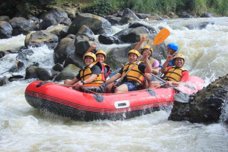 Rafting Puncak Bogor 2025