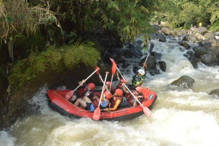 Paket Rafting dan Paintball