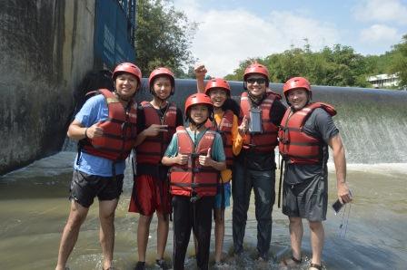 Rafting dan Paintball di Puncak