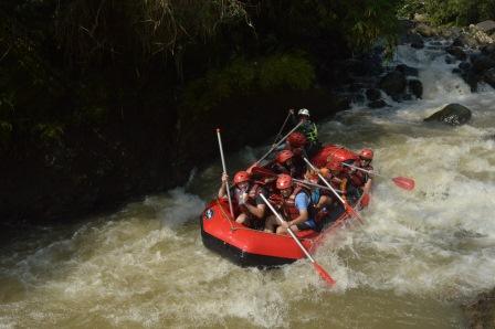 Rafting dan Paintball di Puncak